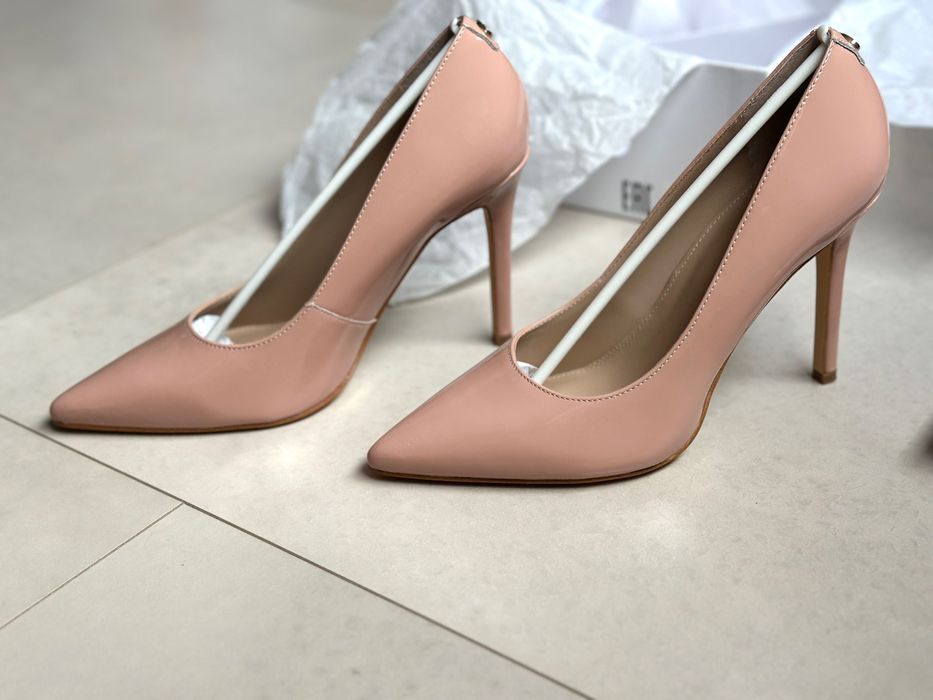 Обувки на ток Guess, размер 40 - розови, лачени