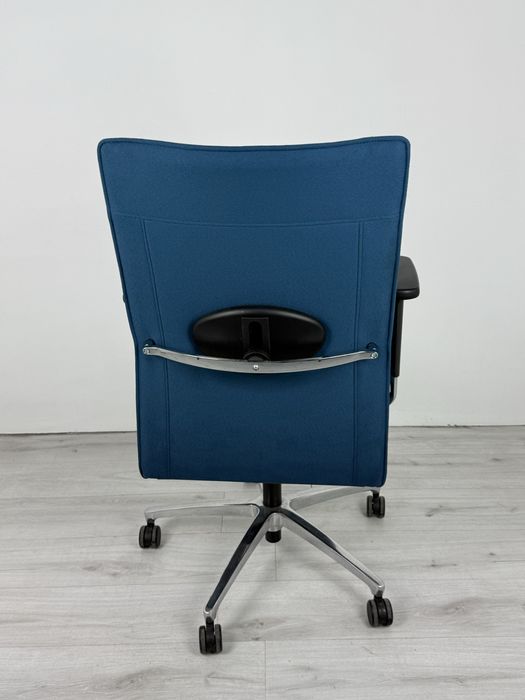 Ръководен офис стол от Dauphin за дома и офиса обзавеждане