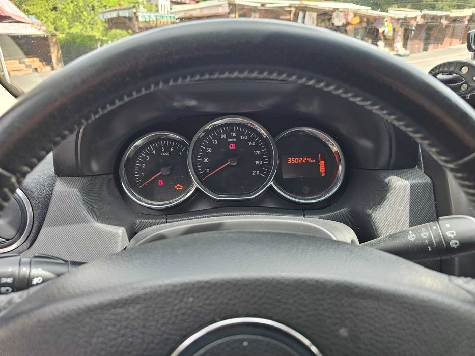 Vand dacia duster, fabricat in 2015 4x4