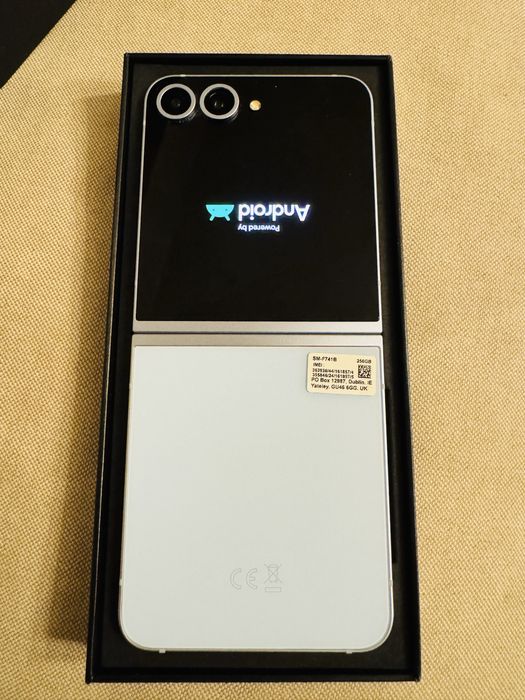 Samsung Galaxy Z Flip6 Blue 256 GB  Nou+ Garantie