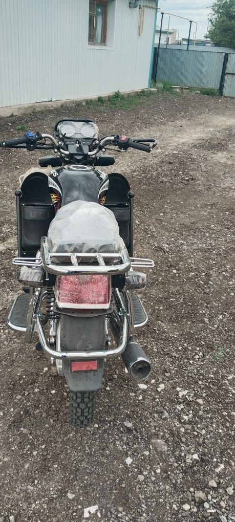 Продам новый Мотоцикл 200 куб