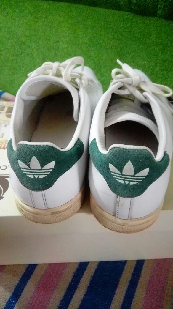 Продам кроссовки "adidas"