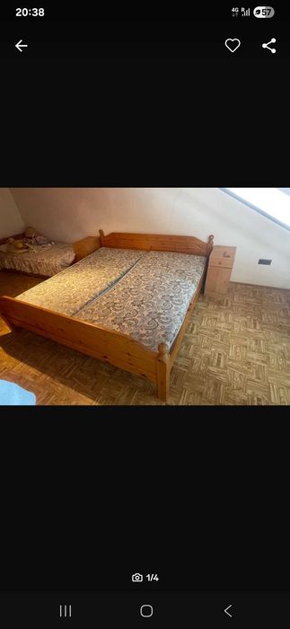 Pat de dormitor din lemn masiv