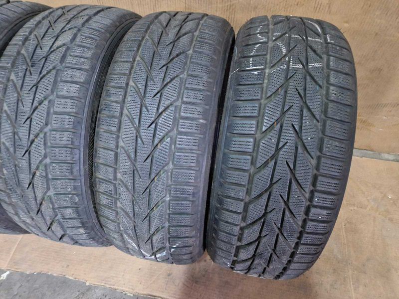 4 Toyo R18 215/50/ 
летни гуми  DOT2419