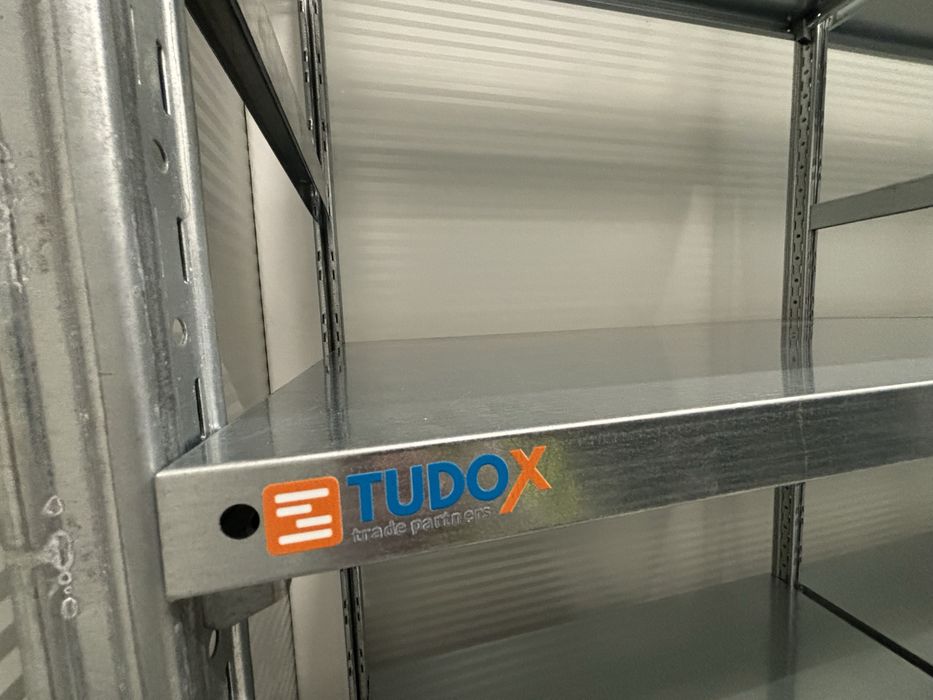 Rafturi cu polite zincate modulare