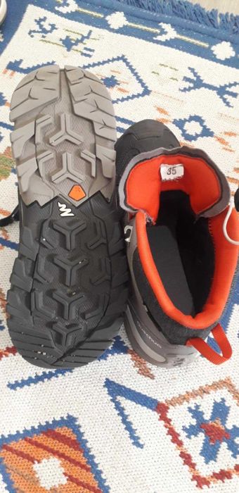 Bocanci Quechua cross rock waterproof