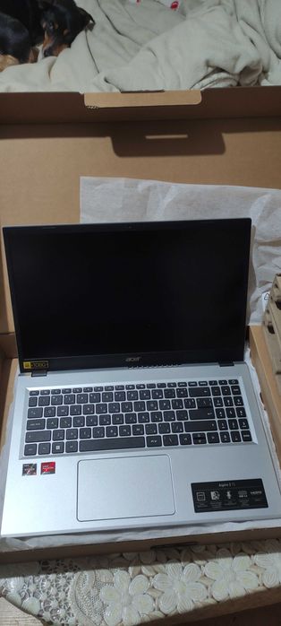 Нов лаптоп Acer неизползван