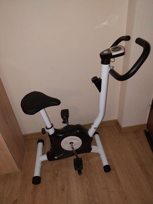 Bicicleta fitness-aproape noua