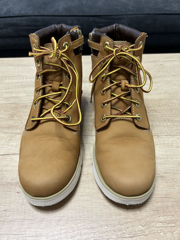 Ghete Timberland marimea 38