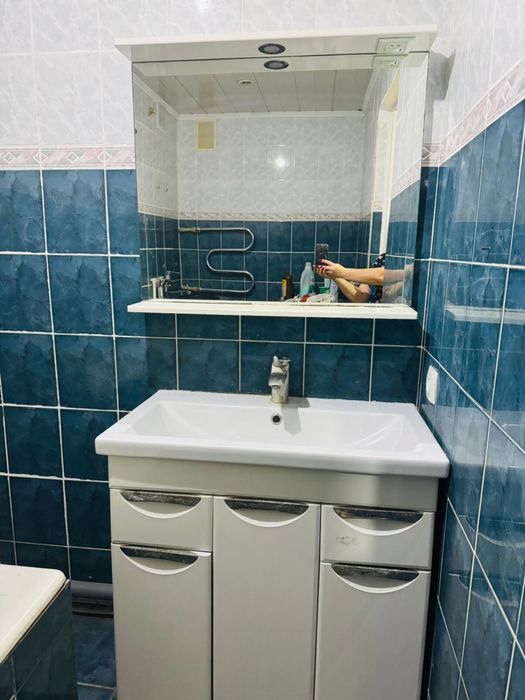 Продам раковина для ванны,зеркало