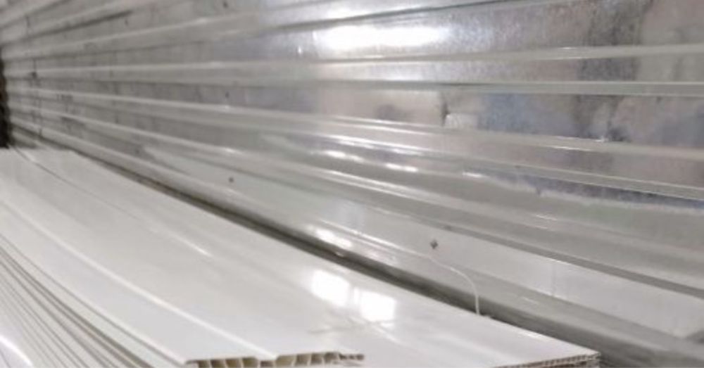 Продам ПВХ панели, цвет белый