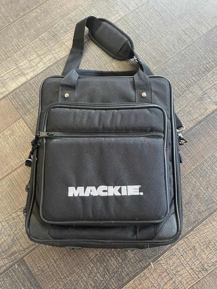 Миксер mackie profx 8 v2