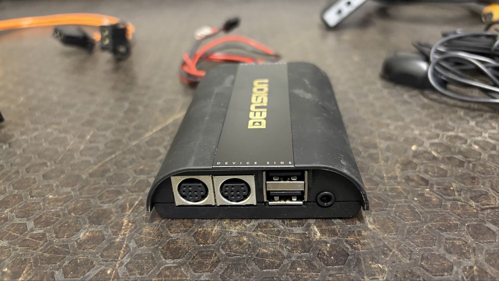 Bluetooth модул Dension 500BT