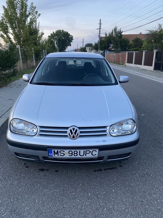 Volkswagen Golf 4
