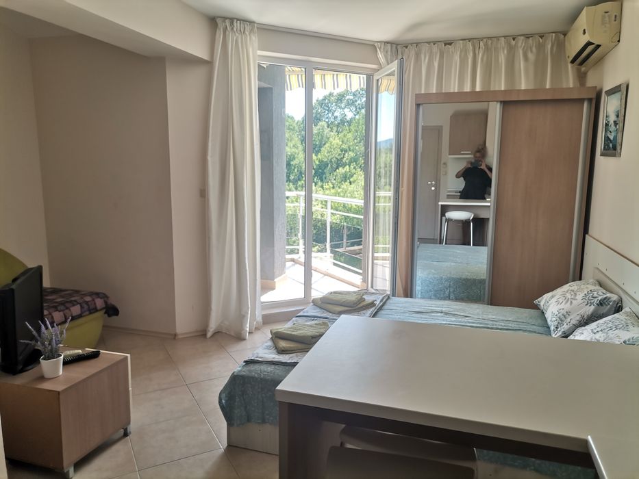 Апартамент на морето в курорт Лозенец