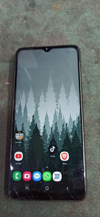 Samsung a12 ecran crăpat