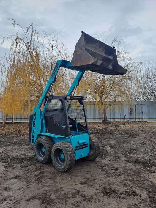 Miniincarcator/bobcat Mustang