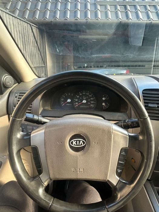 Vând kia sorento