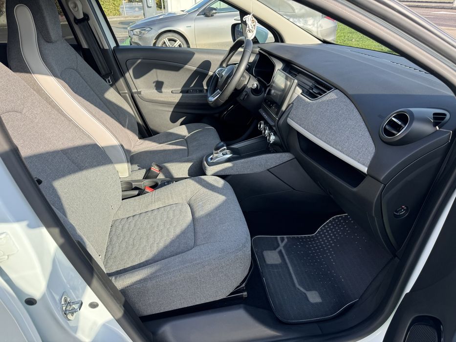 Renault Zoe Electric 2021 Facelift cu Incarcare Rapida Baterie 52 kWh