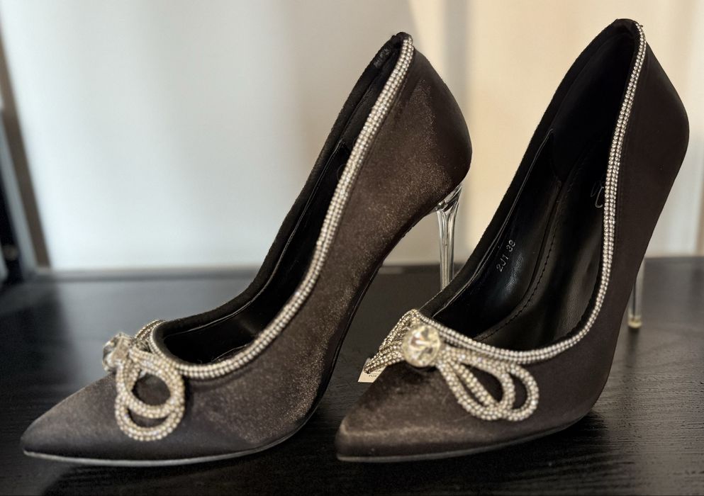 Официални обувки