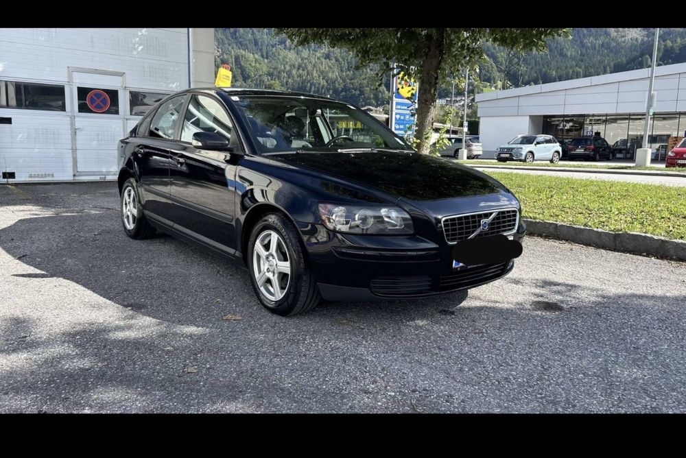 Dezmembrez Volvo S40/V50