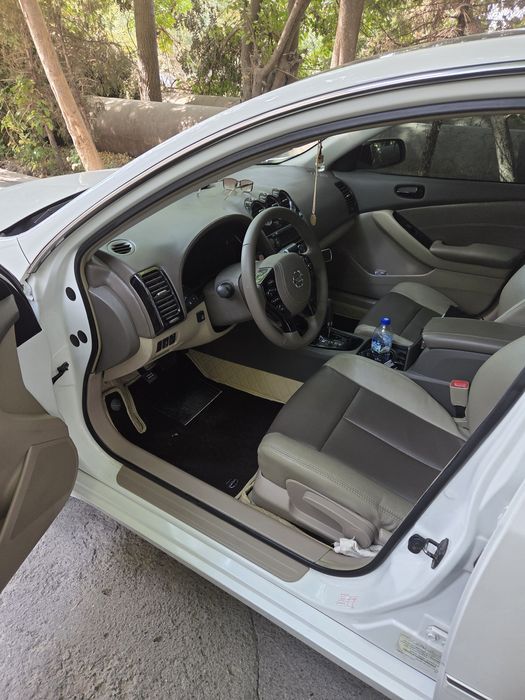 Продается Nissan altima 2008