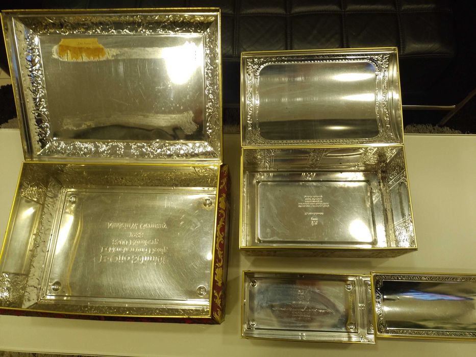 Cutii metalice vechi, litografiate, rare-ideal COLECTIE,DECOR DE EPOCA