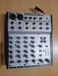 Mixer Behringer 4 canale