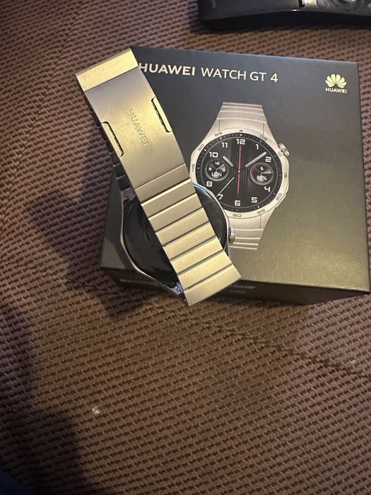 Huawei Watch GT4 impecabil