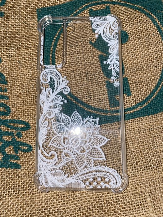 Huse pentru diferite telefoane