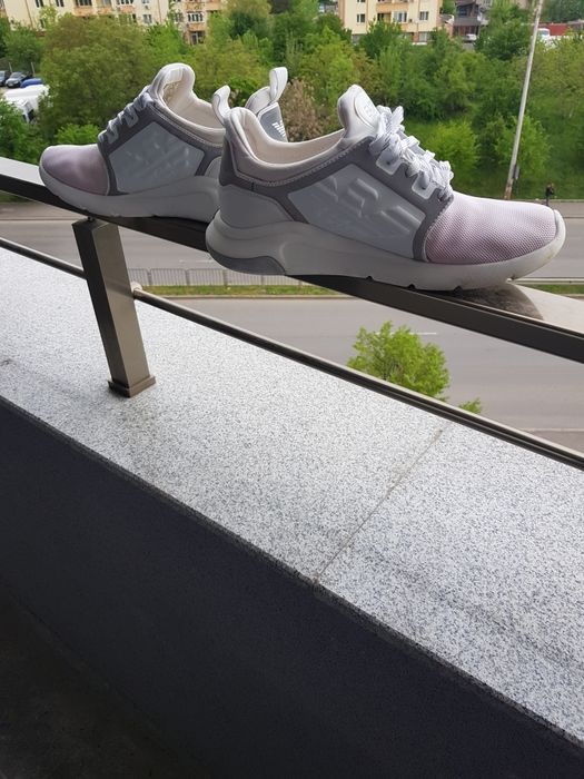 Оригинални маратонки Армани 42 nm