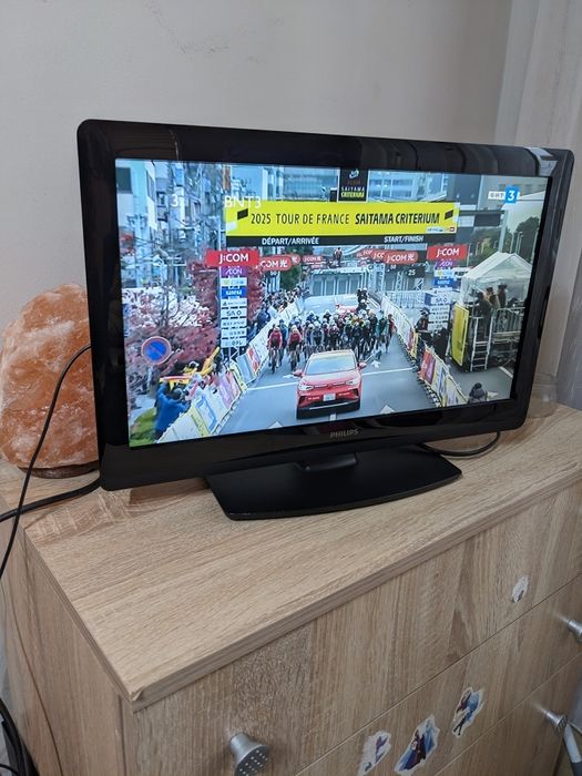 Телевизор 19"  Philips