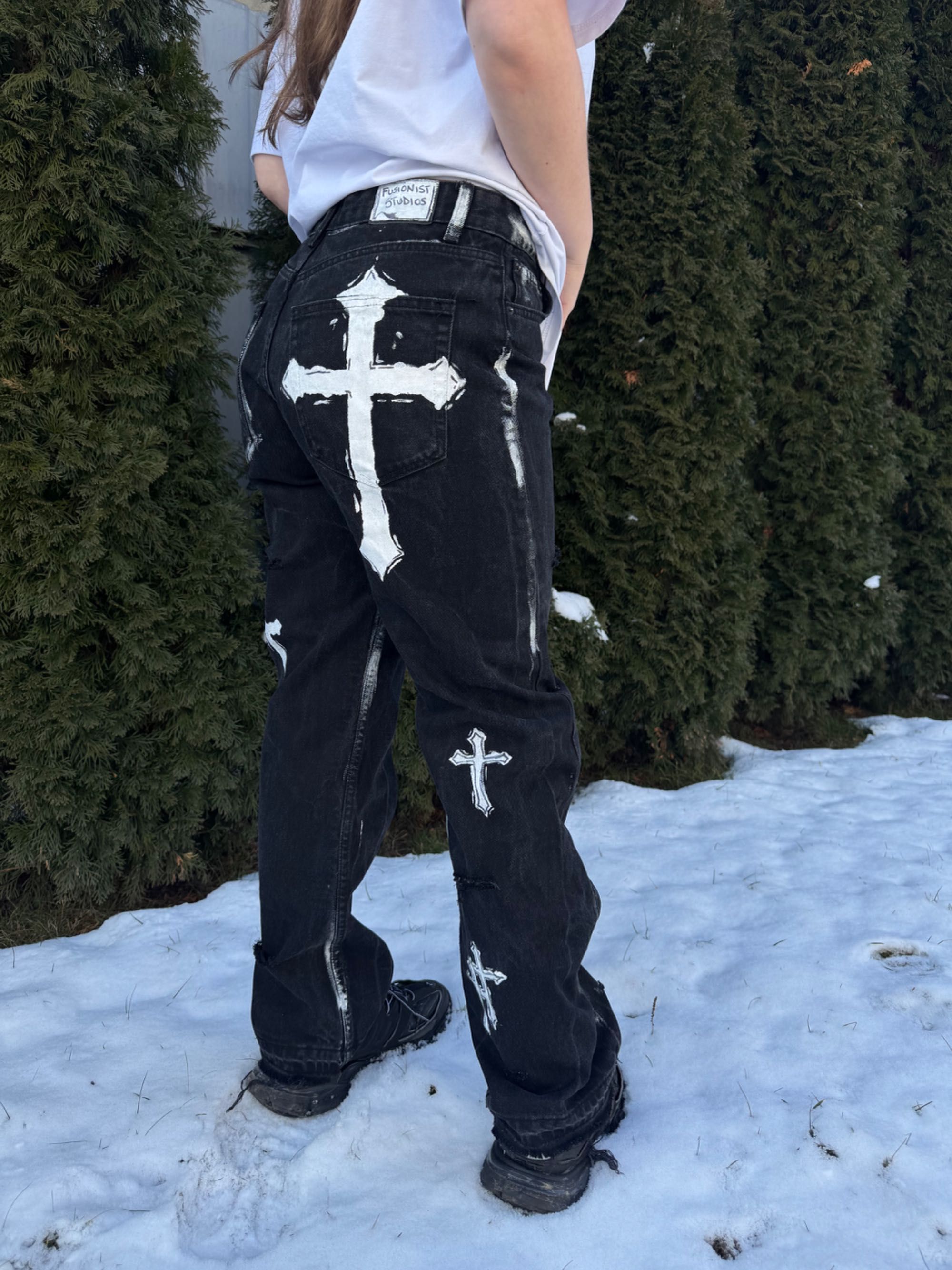 Crossfire Distressed Jeans