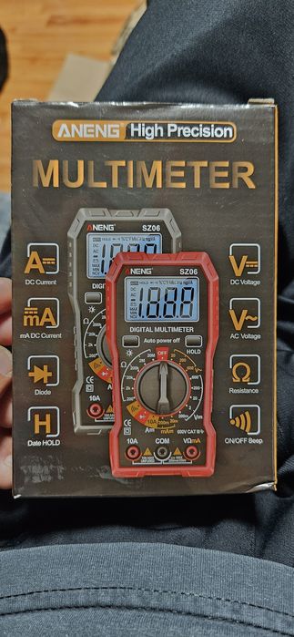 Vând multimetru digital nou
