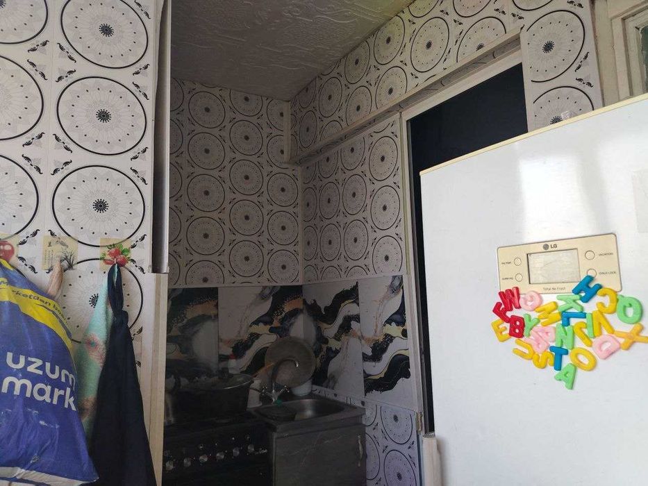 1/7/7 uy sotiladi 10-mkr