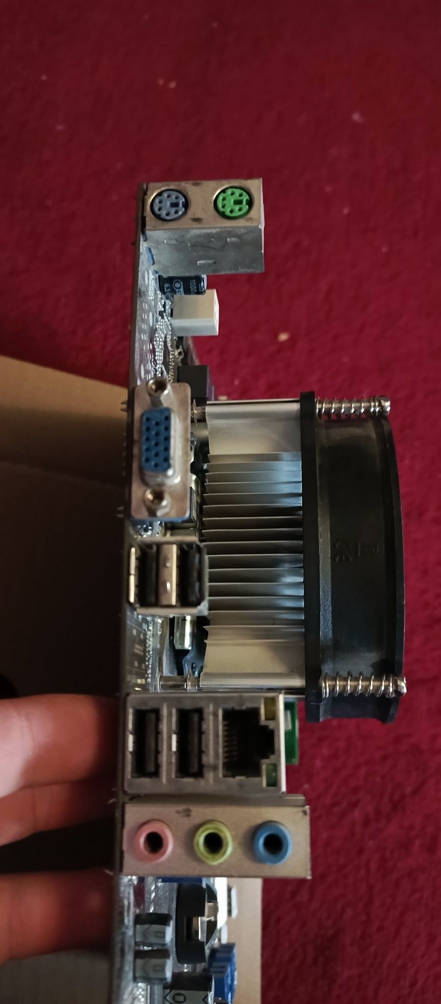продаётся материнская плата ASUS rock H61M-VS4 ddr3