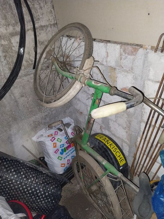 Bicicleta  pegas veche