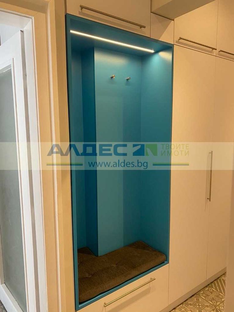 Дава се под наем Двустаен апартамент в София, Център - 68 кв.м за 875 € - Снимка #15