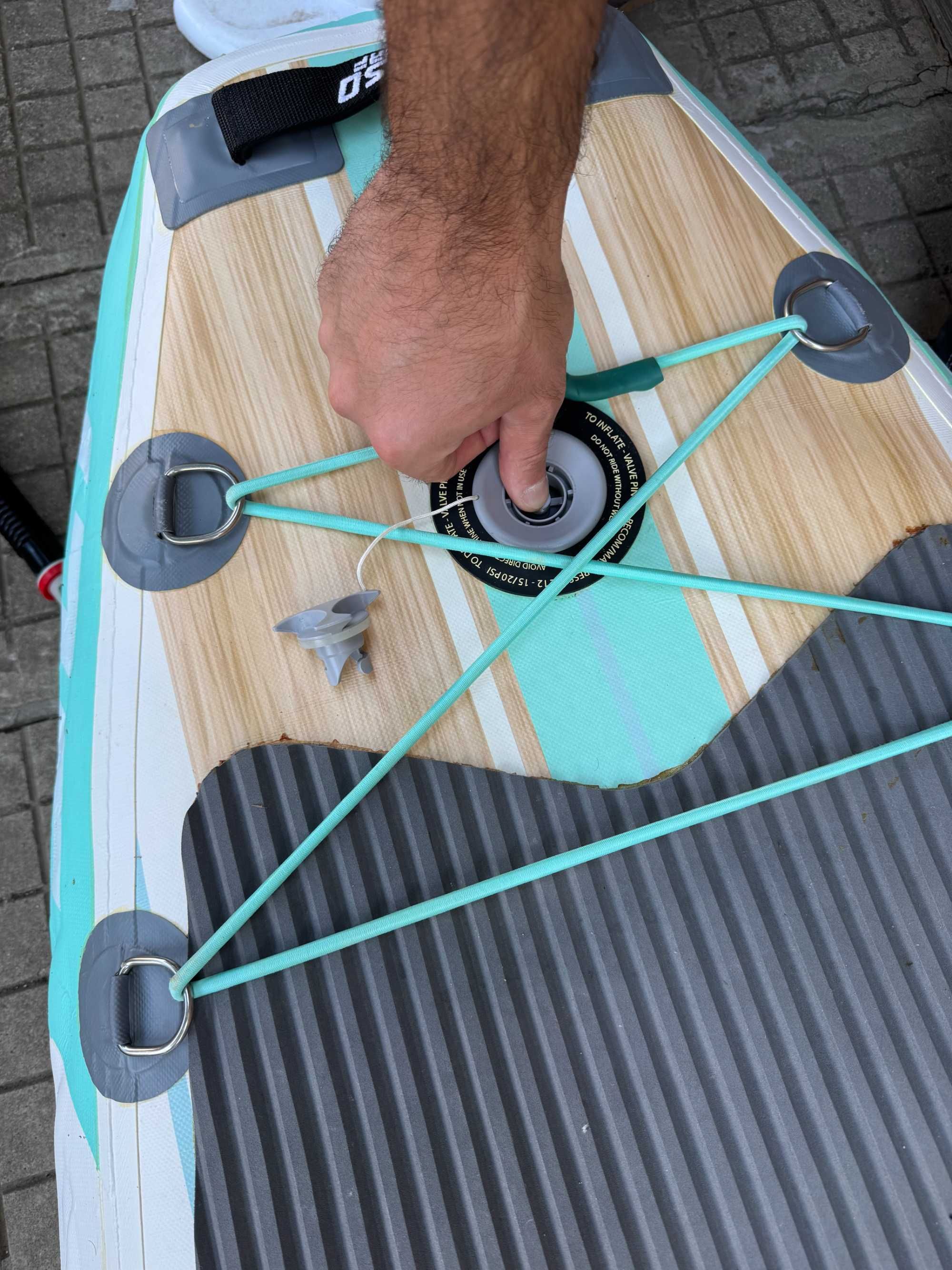 Надуваем падъл борд Thurso Surf