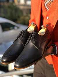 Pantofi derby 40 cap toe brogue lucrati manual Minelli Paris NOI