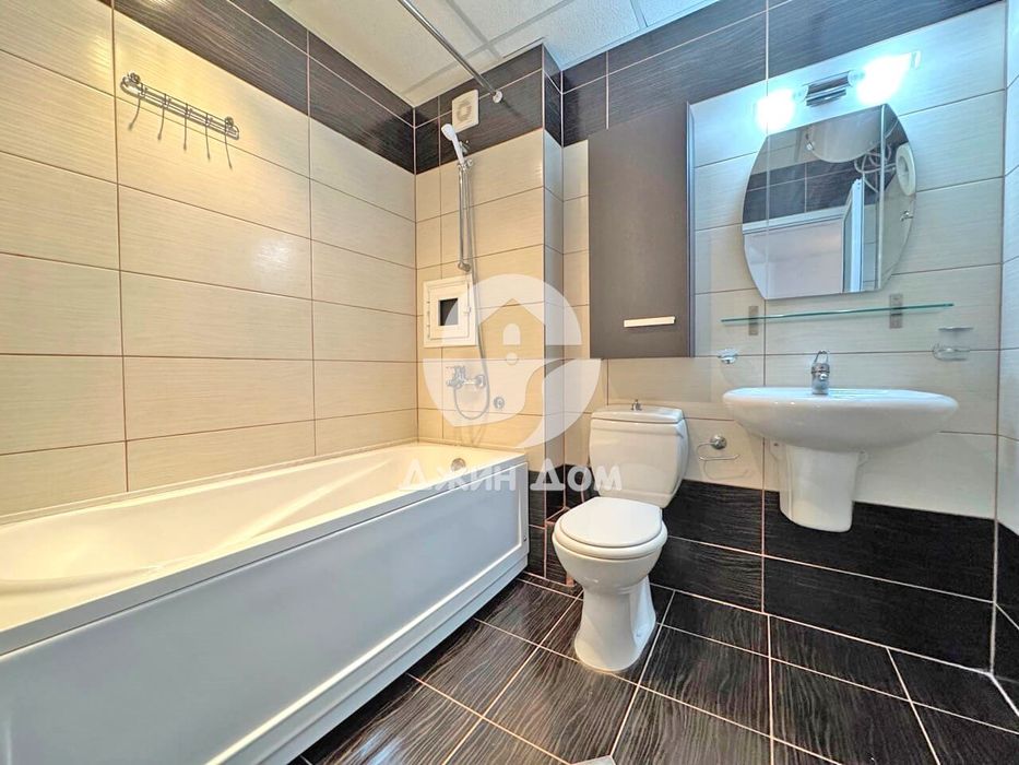 Продава се Двустаен апартамент в к.к. Слънчев бряг - 65 кв.м за 1208 €/кв.м - Снимка #7