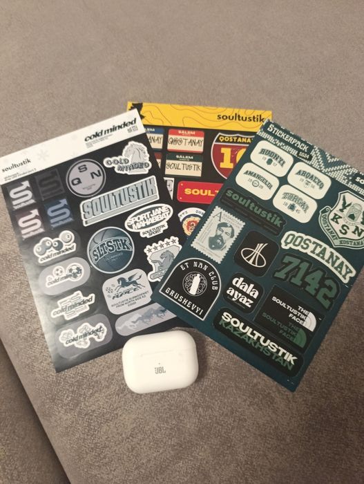 Наклейки+наушники