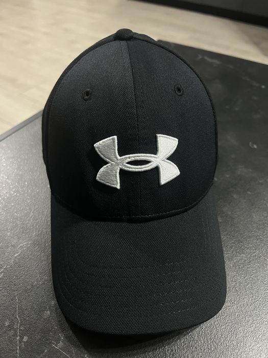 Шапка с козирка Under Armour