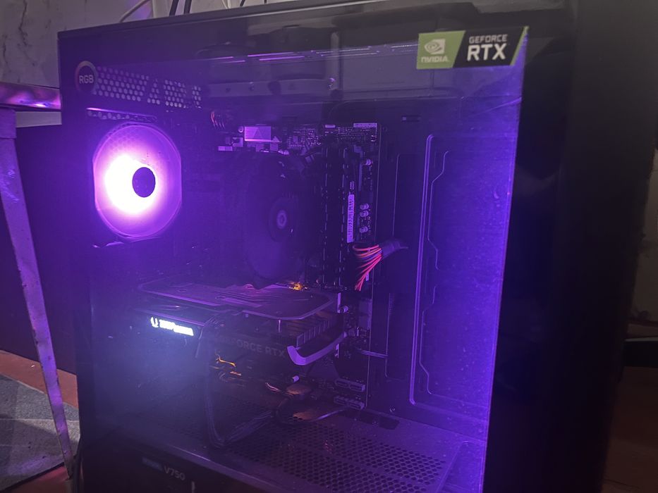 Продаю игровой компьютер и монитор