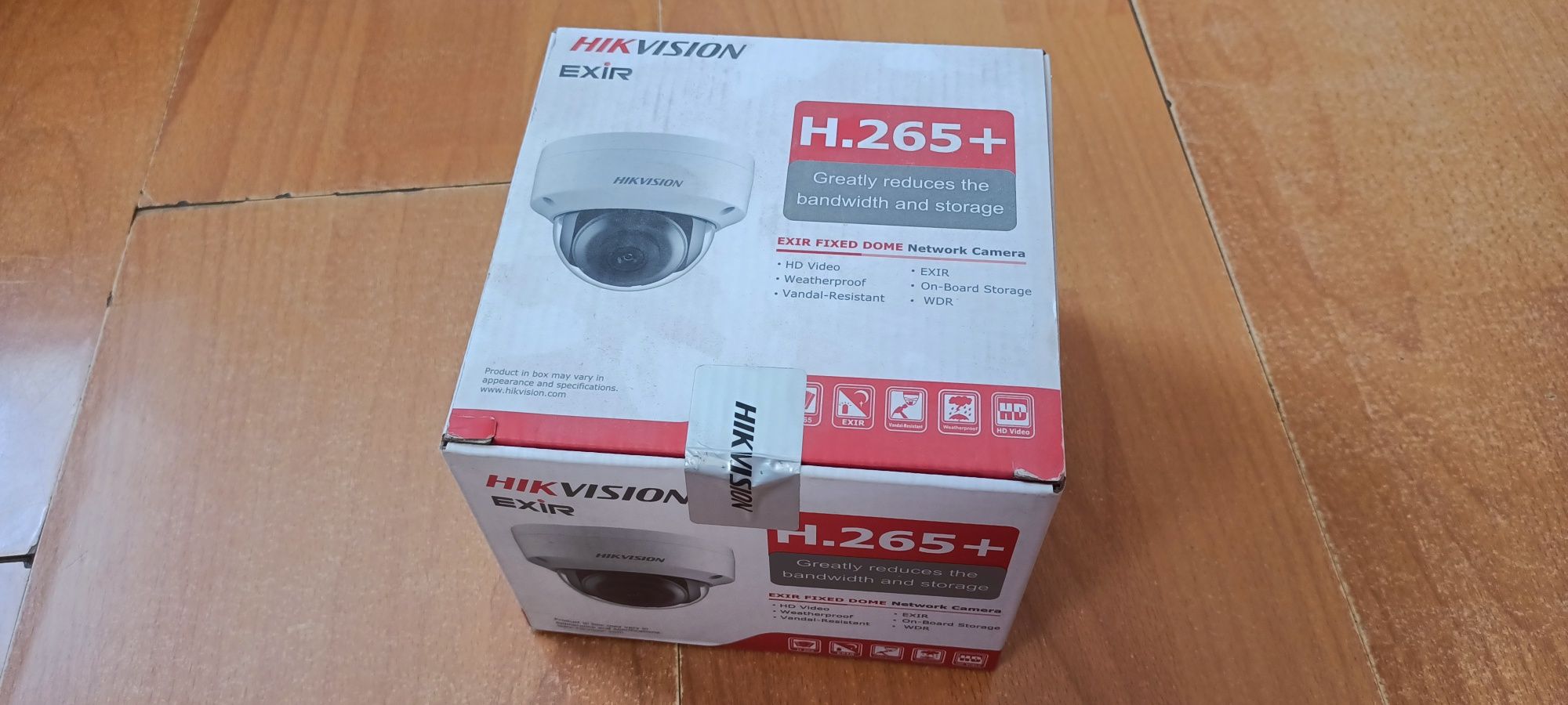 IP купольная 4Мп видеокамера Hikvision DS-2CD2143G0-I (2,8 мм)
