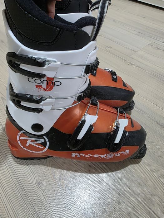 Дамски ски обувки Rossignol