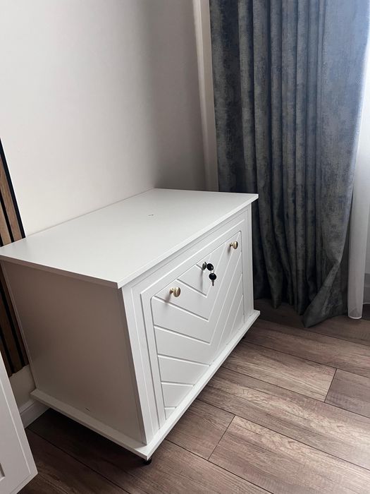 Сандык сатылады тез арада кілттенеді кілттері бар