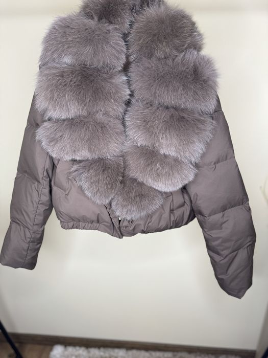 Дамско яке с яка естествен косъм