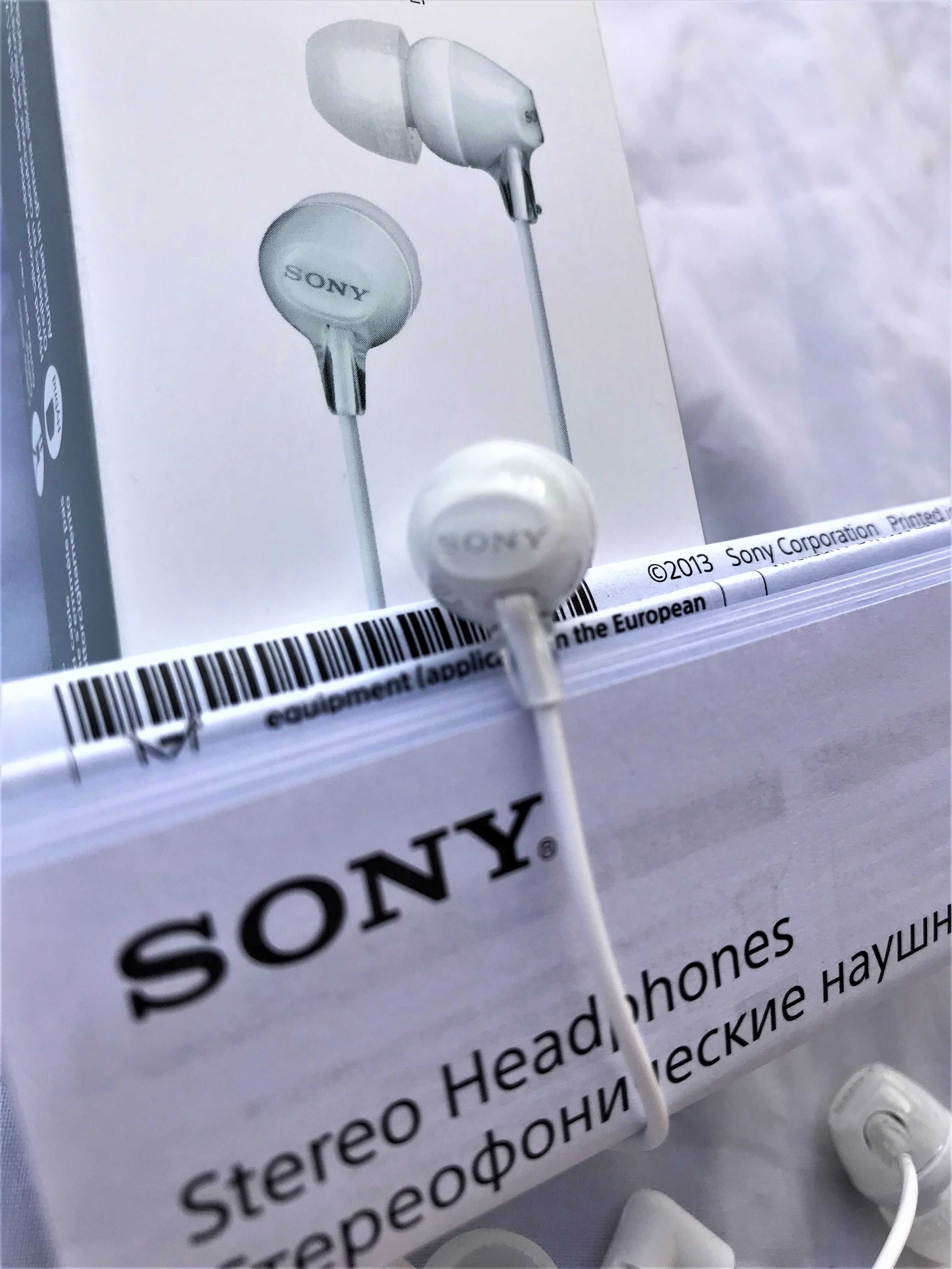 Sony, Casti stereo cu fir alb intraauriculare, SONY MDR-EX15LP