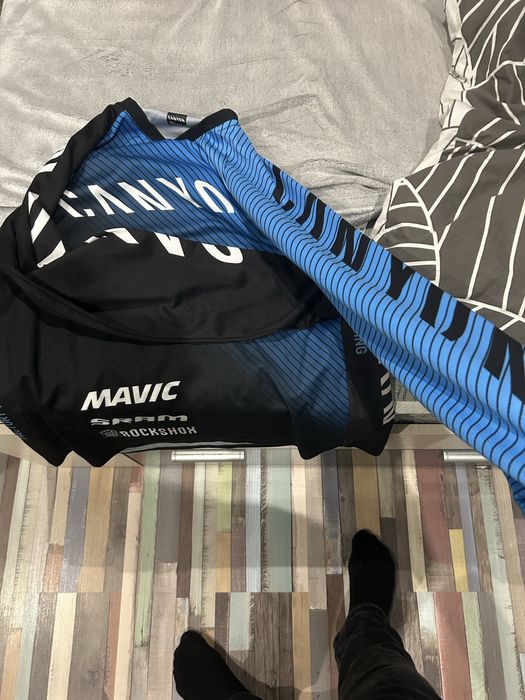 Джърси на CANYON